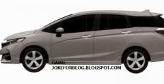 Honda Fit Shuttle 2015