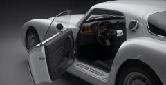 Huet Brothers Coupe