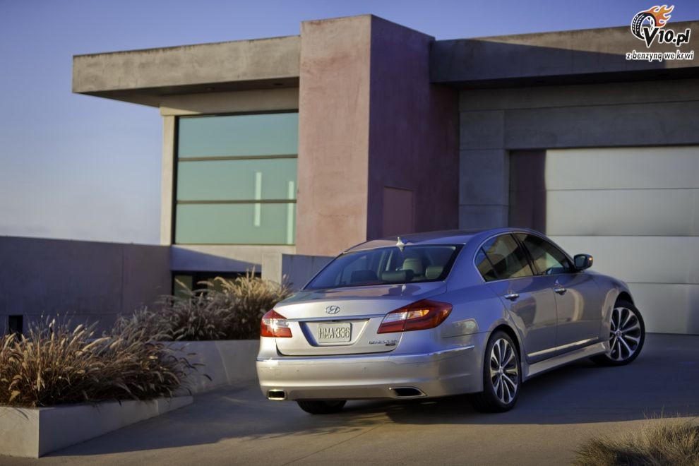 Hyundai Genesis