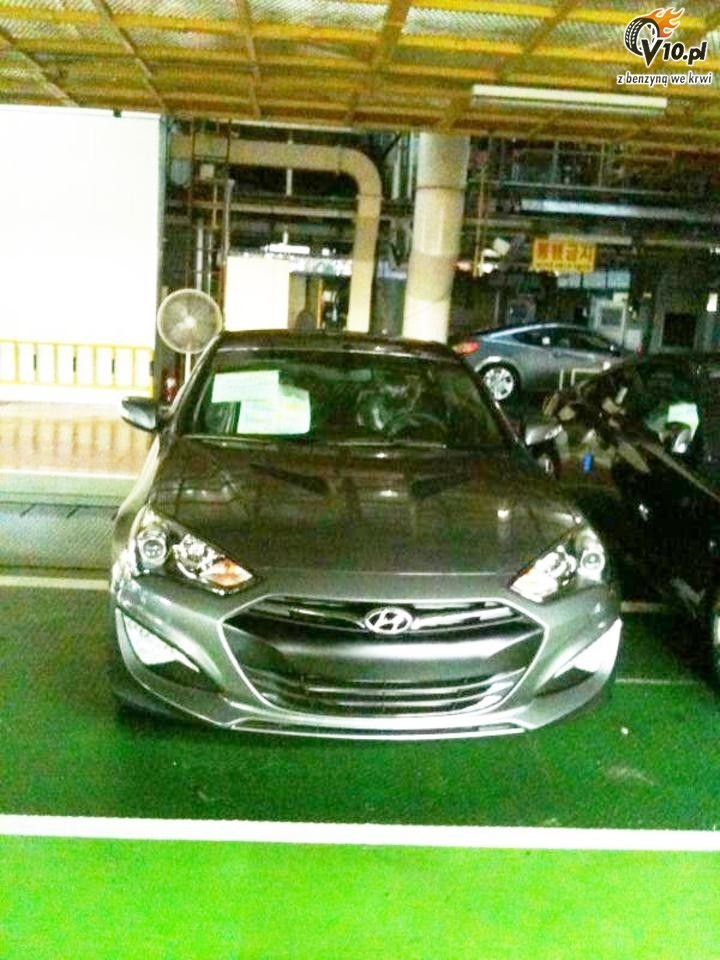 Hyundai Genesis Coupe 2012