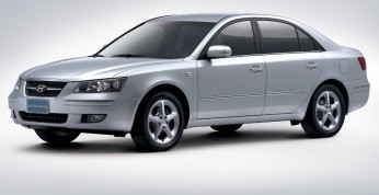 Hyundai Sonata i Grandeur wzywane do serwisu