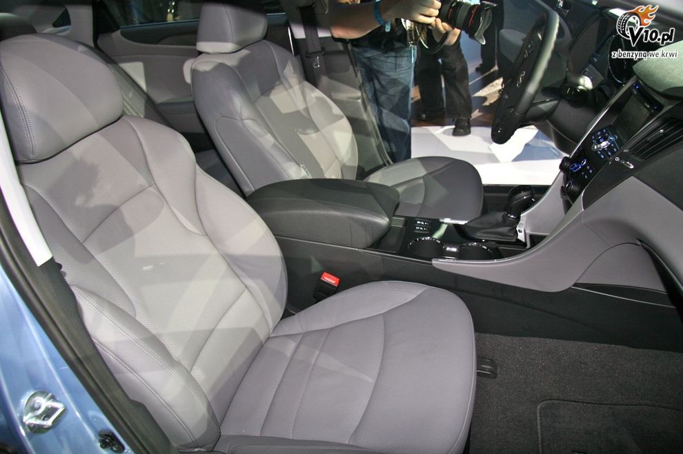 Nowy Hyundai Sonata Hybrid - New York Auto Show 2010