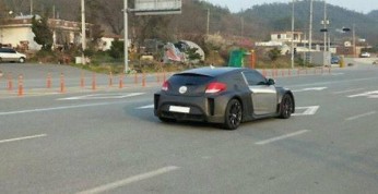 Hyundai Veloster z tylnym napędem został sfotografowany w Korei