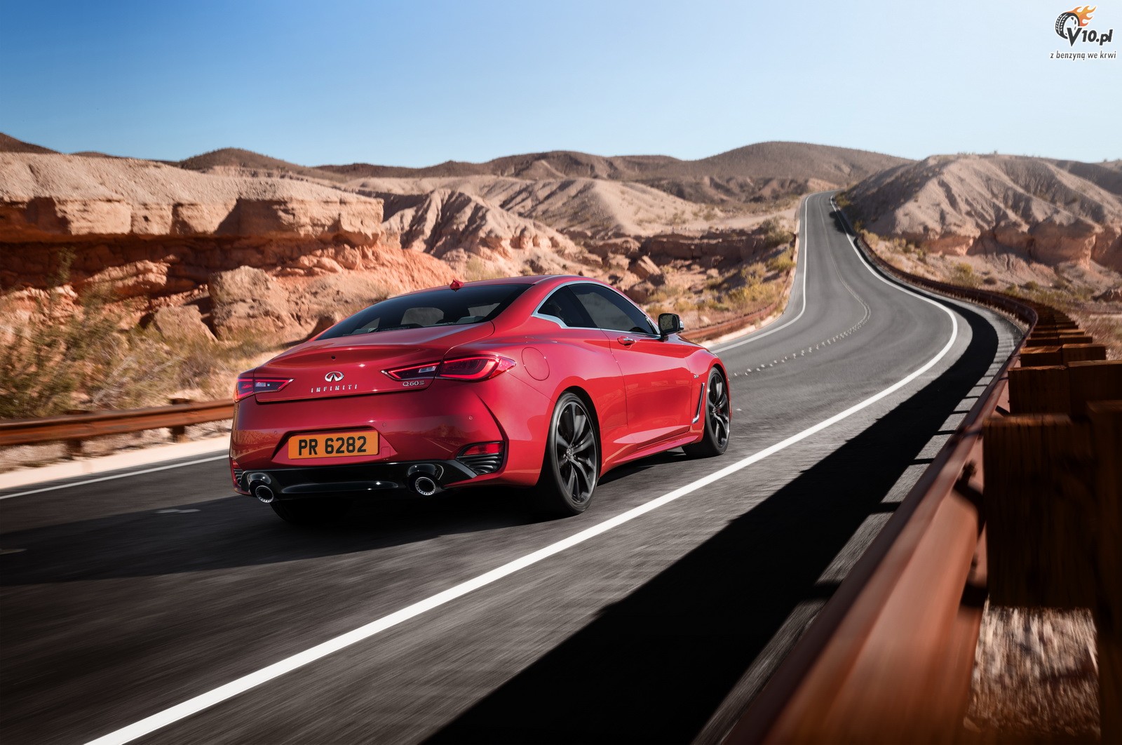 Infiniti Q60S