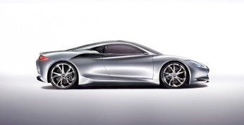 Infiniti wypuści na rynek sportowego 