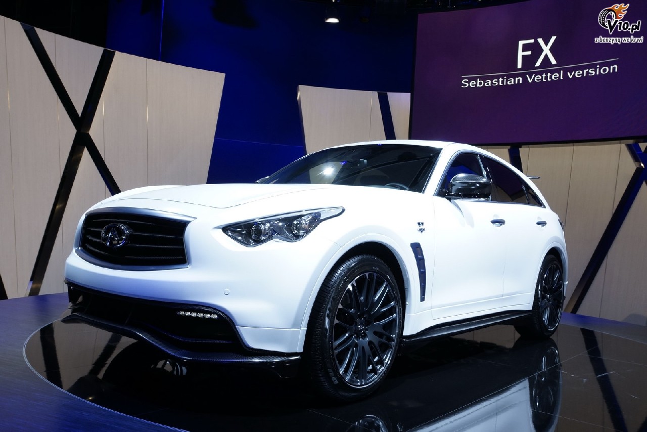 Infiniti FX Sebastian Vettel Edition