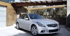 Infiniti G37 sedan - model 2010