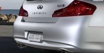 Infiniti G37 sedan - model 2010