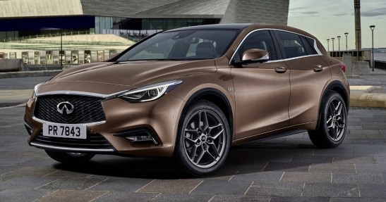 Infiniti Q30
