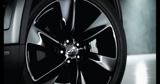 Infiniti QX70 S Design