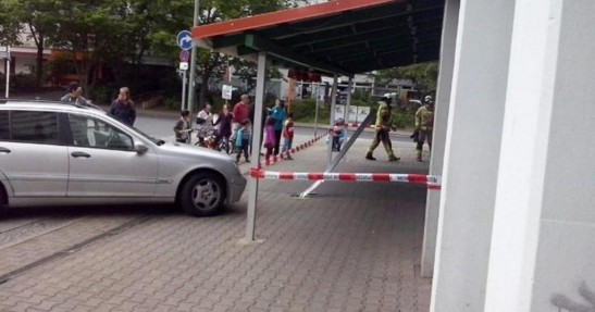 2-latek rozbił Mercedesa