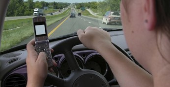 Nawet 3 miesiące więzienia za pisanie SMS-ów w trakcie jazdy....