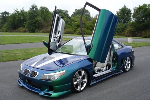 Acura BMW Lamborghini Mercedes w jednym