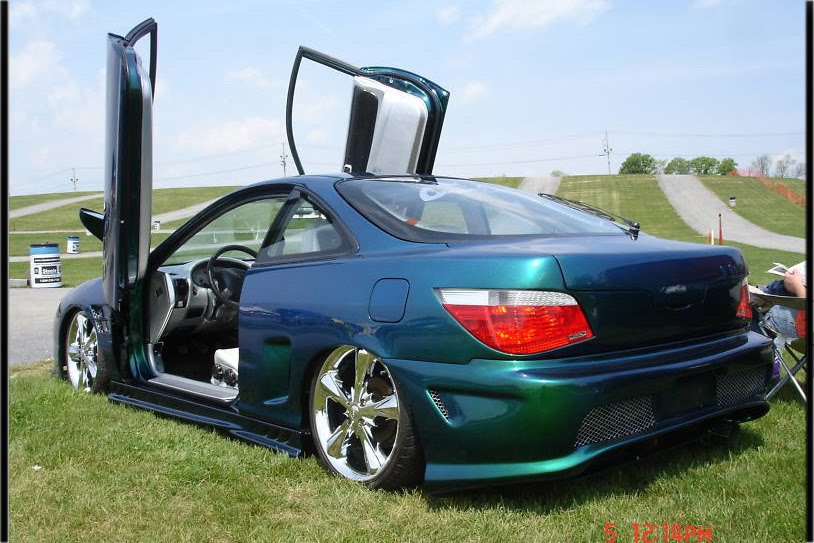 Acura BMW Lamborghini Mercedes w jednym