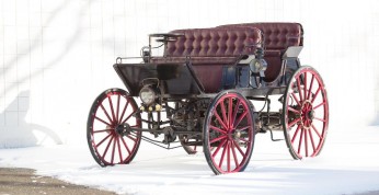 Armstrong Phaeton, czyli hybryda z 1986 roku trafi na aukcję