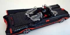 Batmobile '66 z Lego