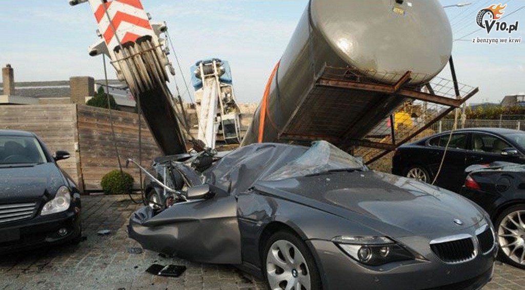 BMW serii 6, Jaguar XKR-S wypadek