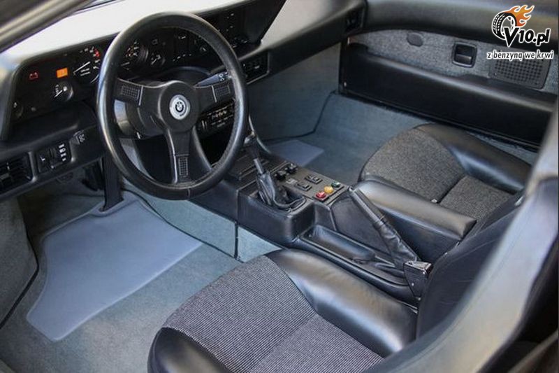 BMW M1 za 800.000 PLN