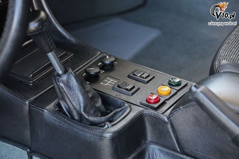 BMW M1 za 800.000 PLN