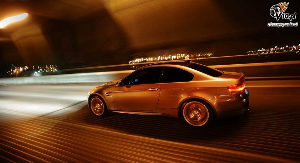 BMW M3 w filmie Living in the Lights