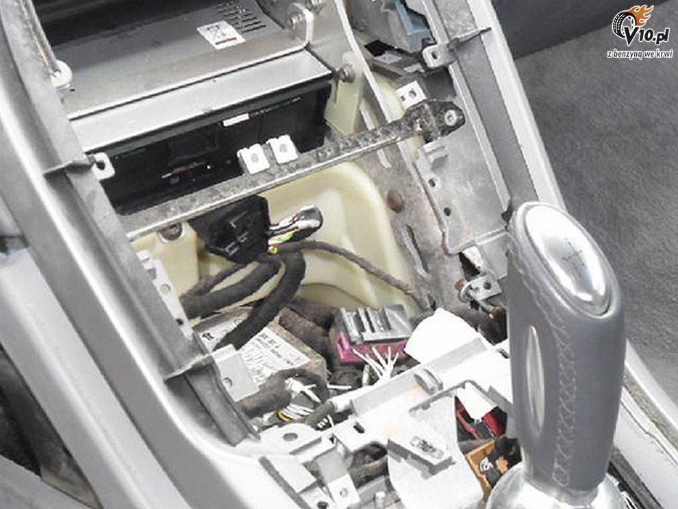 Bugatti Veyron wprost z jeziora