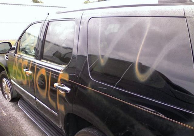Cadillac Escalade i zemsta byej dziewczyny