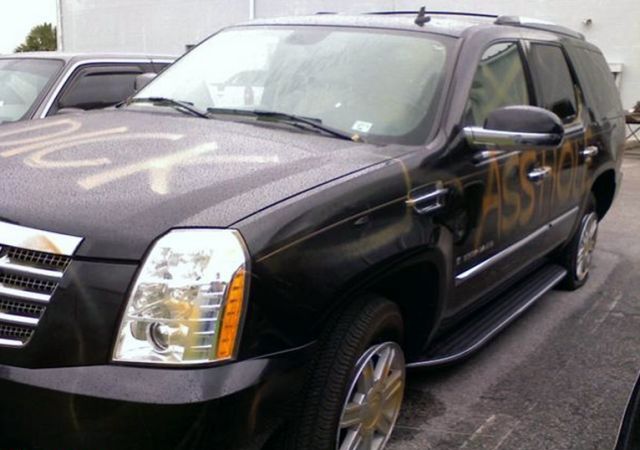 Cadillac Escalade i zemsta byej dziewczyny