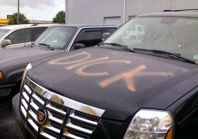 Cadillac Escalade i zemsta byej dziewczyny