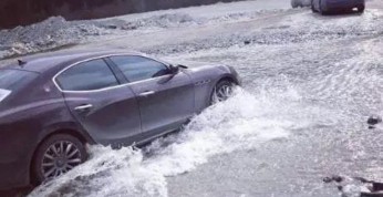 6 superaut zostało zniszczonych podczas trudnej przeprawy w Chinach