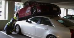 Civic na Cadillacu