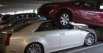 Civic na Cadillacu