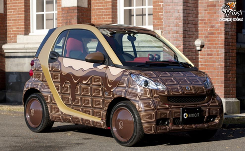 Czekoladowy Smart ForTwo