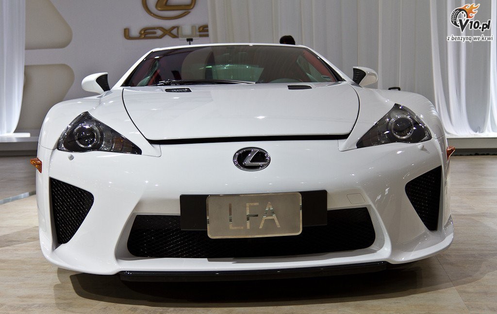 Dubai Motor Show 2011