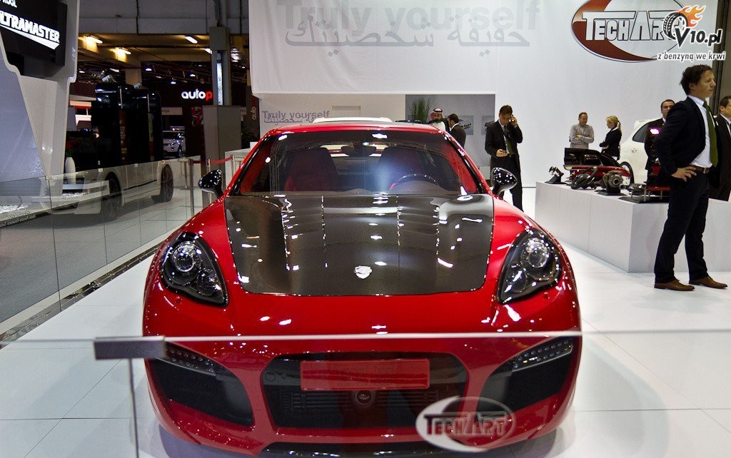 Dubai Motor Show 2011