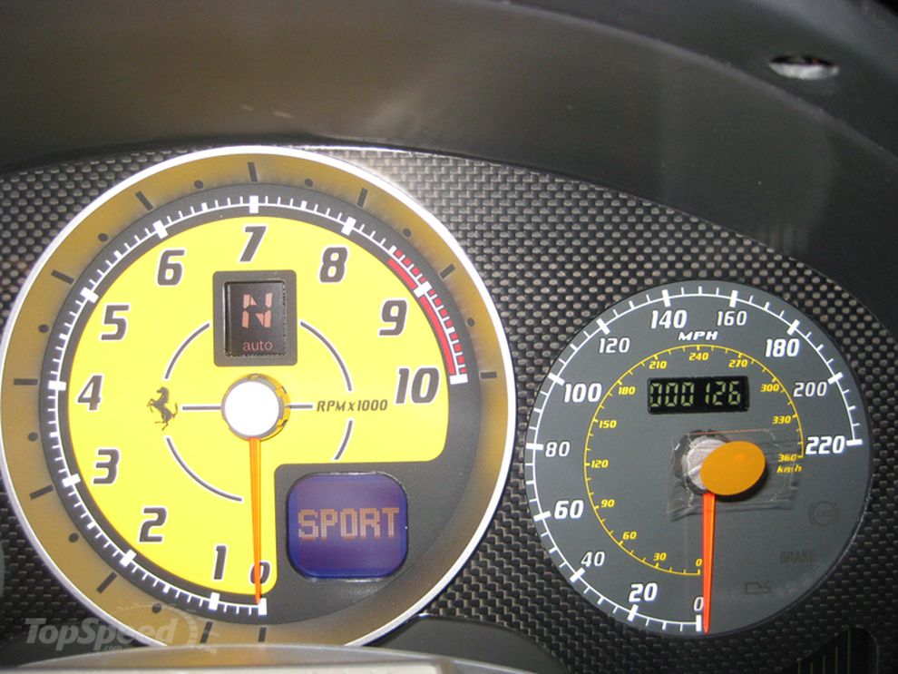 Ferrari 430 Scuderia Spider 16M - wersja karbonowa