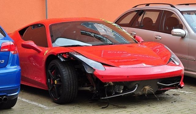 Ferrari 458 Italia - wypadek