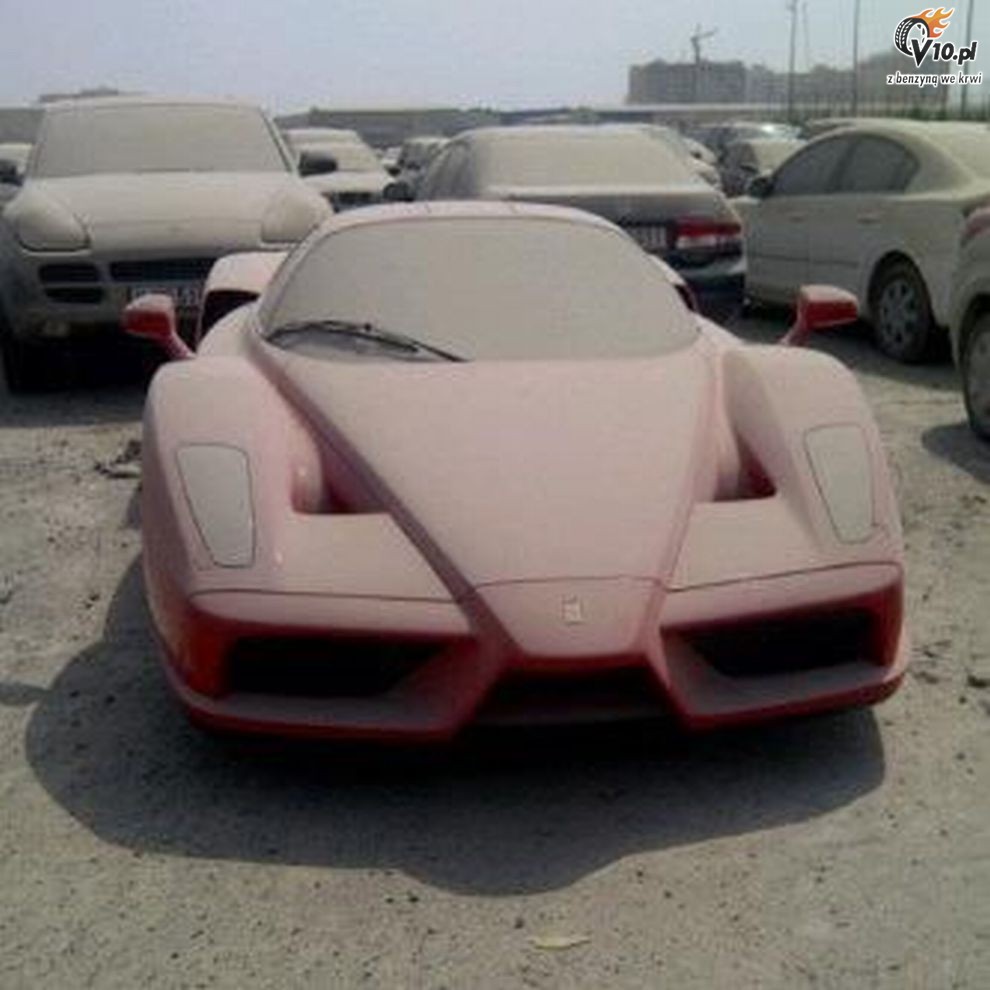 Porzucone Ferrari Enzo