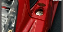 Ferrari F40 - model w skali 1:8