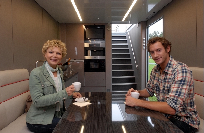 Futuria Sports+spa Caravan