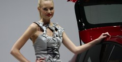 Genewa 2011: Zobacz pikne hostessy targw - cz.2