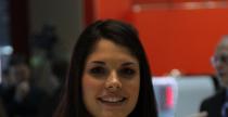 Pikne hostessy podczas 81. Geneva Motor Show