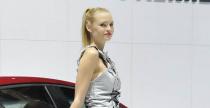 Dziewczyny Salonu Samochodowego w Genewie 2011