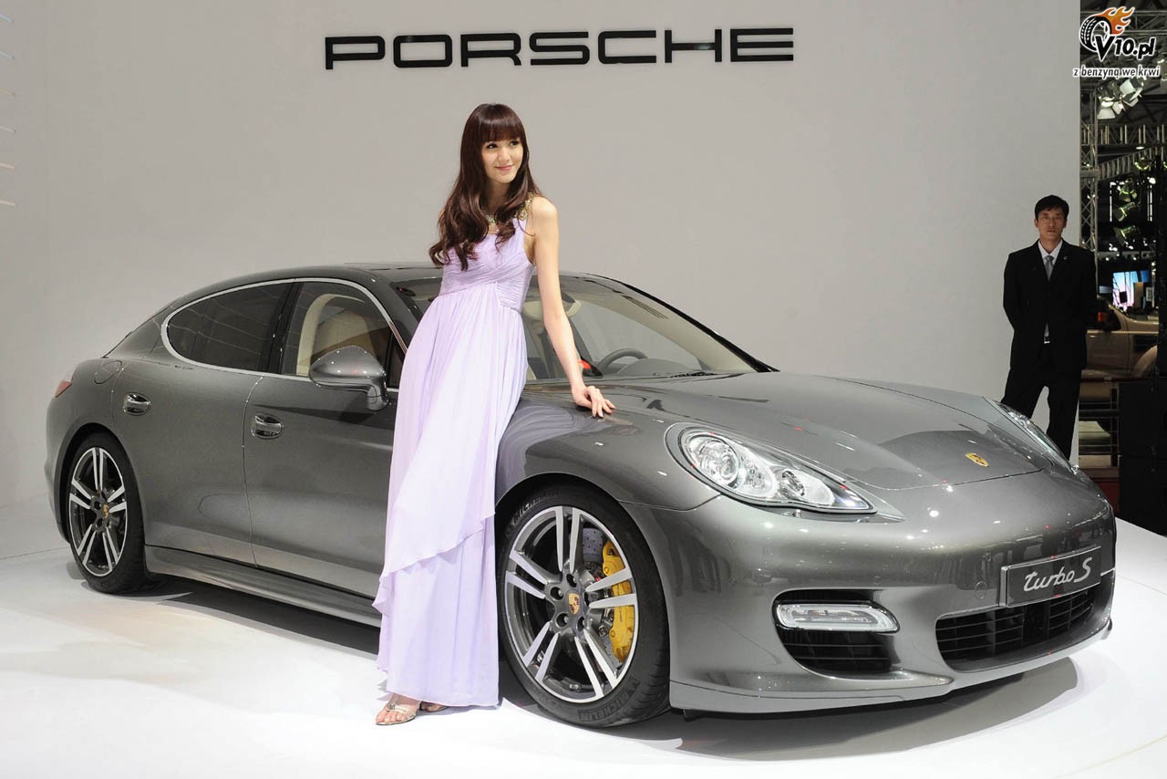 Dziewczyny Shanghai Auto Show 2011