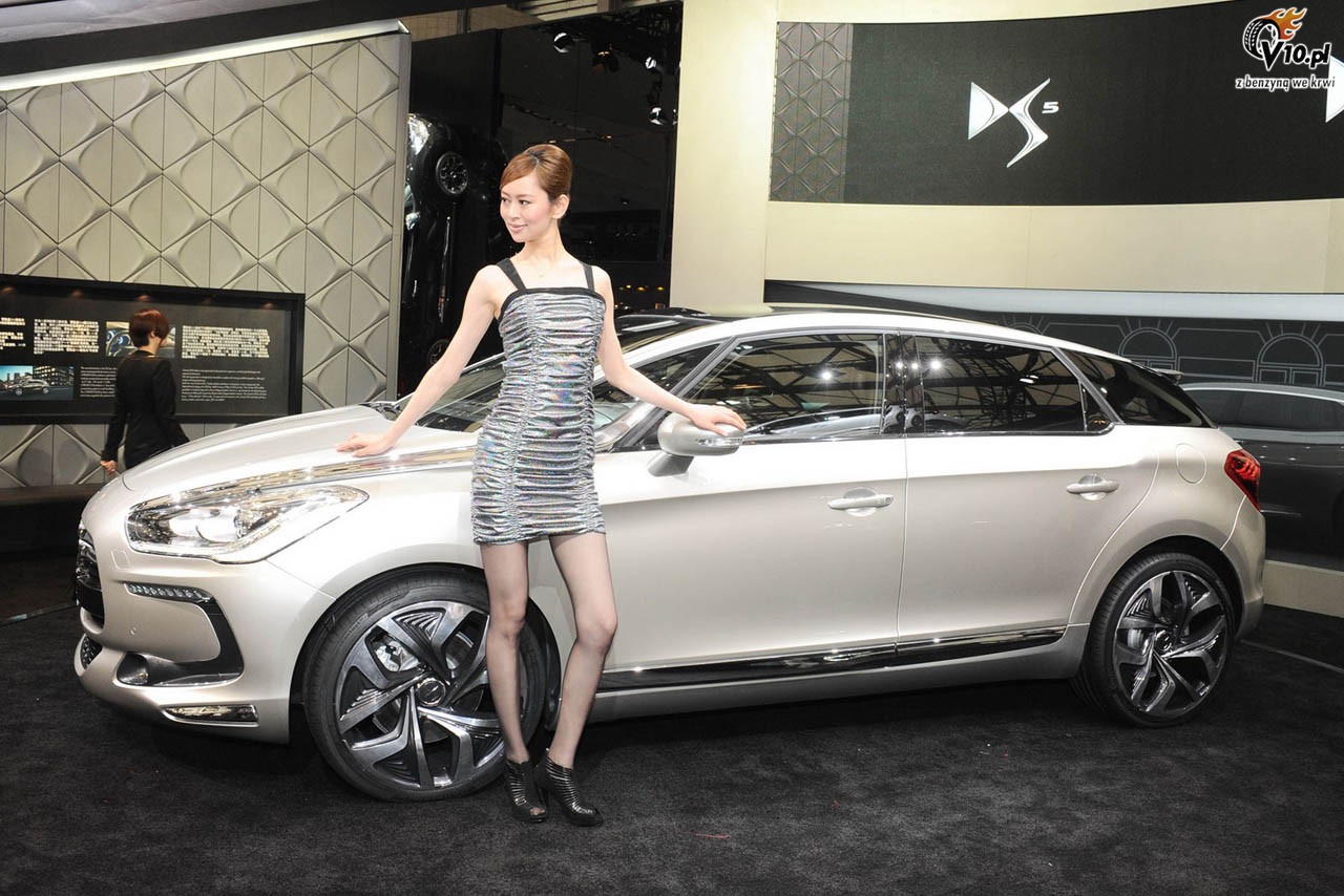 Dziewczyny Shanghai Auto Show 2011