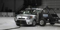 Kia Soul - crash test IIHS