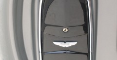 kanapa Aston Martin DB6