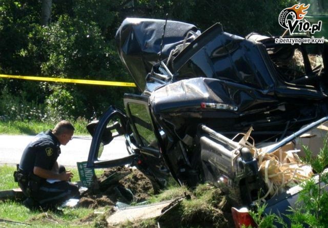 Kombajn kontra pickup - wypadek