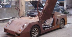 Lamborghini po chisku
