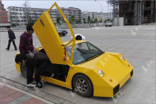 Lamborghini po chisku