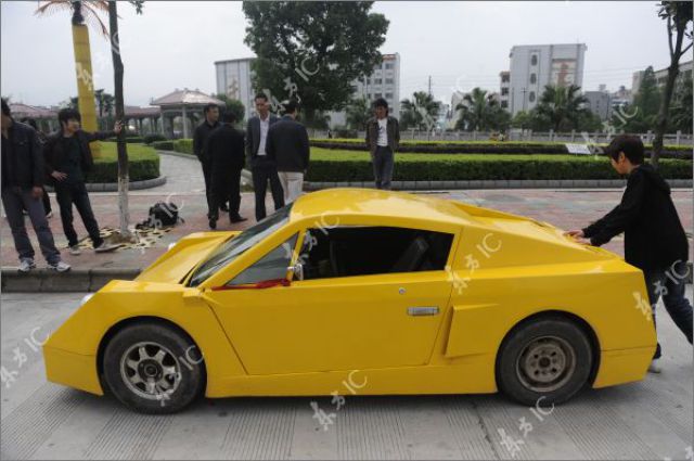 Lamborghini po chisku